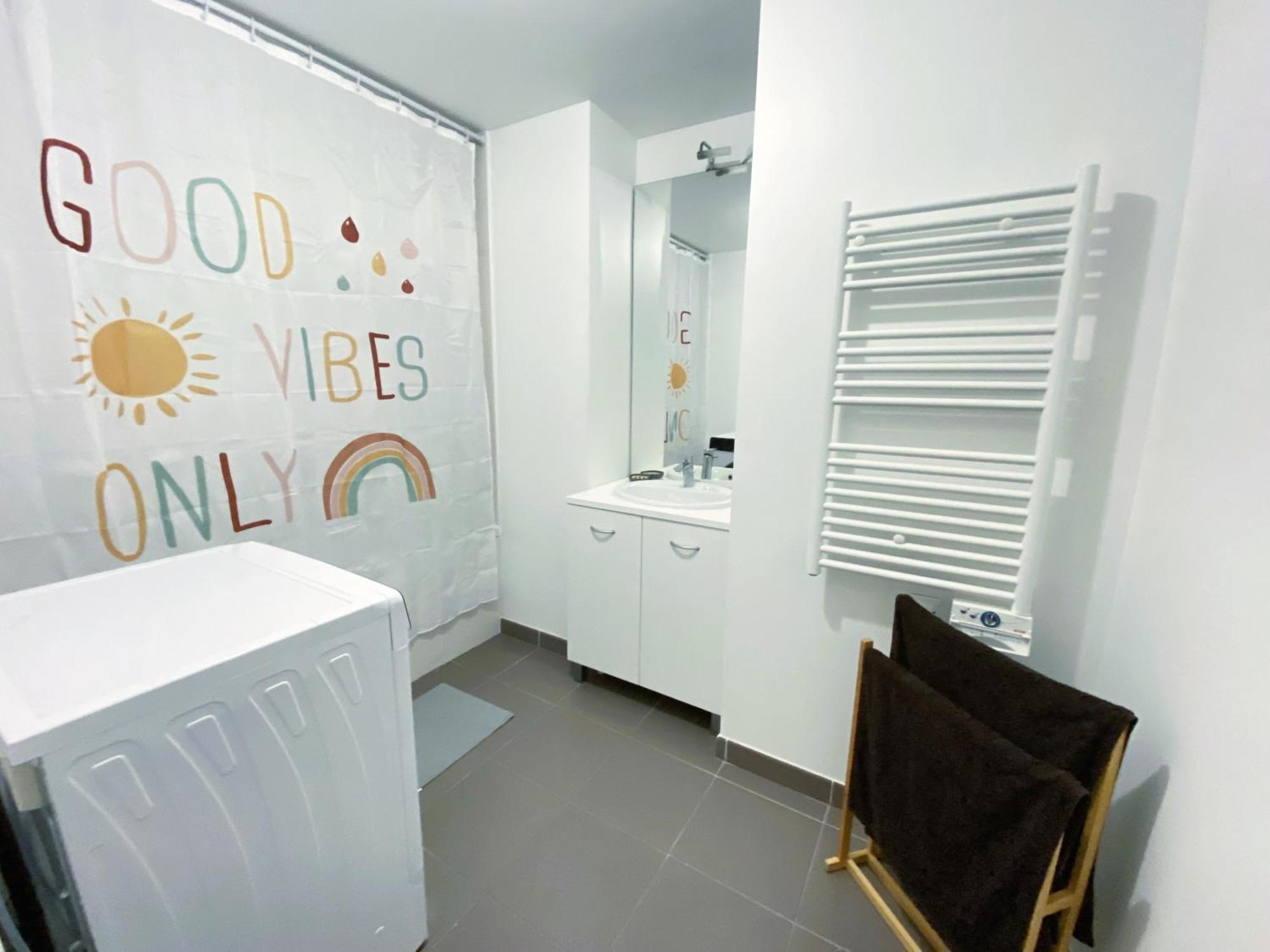 מרסיי New Joliette Comfortable Apartment Well Located With Private Parking מראה חיצוני תמונה
